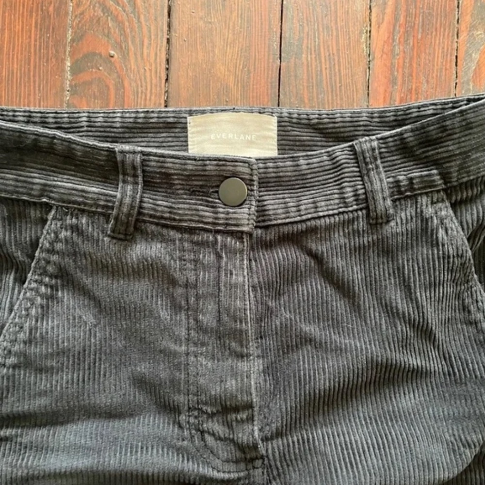 Everlane Wide-Wale Corduroy Pants in Black/Gray